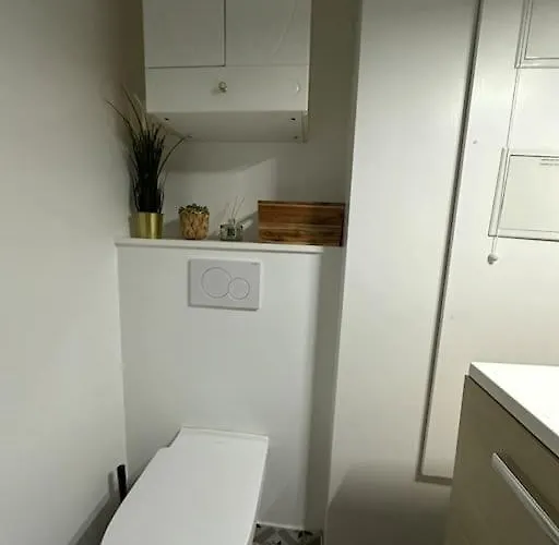 Duplex Piscine Chauffee דירה *